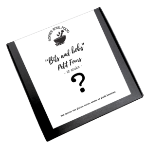 Petit four "bits and bobs" box